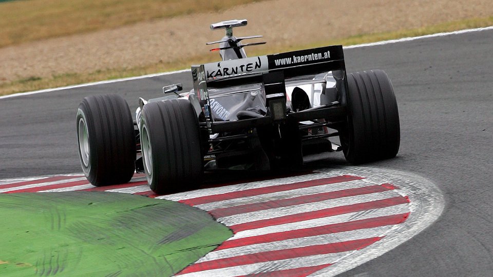 Einen dritten Fahrer hatte Minardi dieses Jahr noch nicht im Einsatz., Foto: Sutton