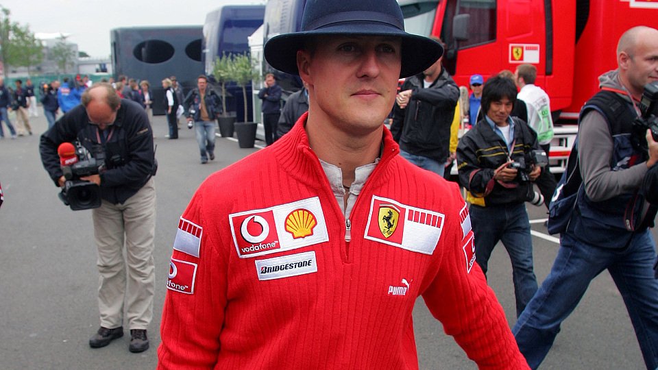 Nicht nur heiß geliebt in England - Michael Schumacher., Foto: Sutton