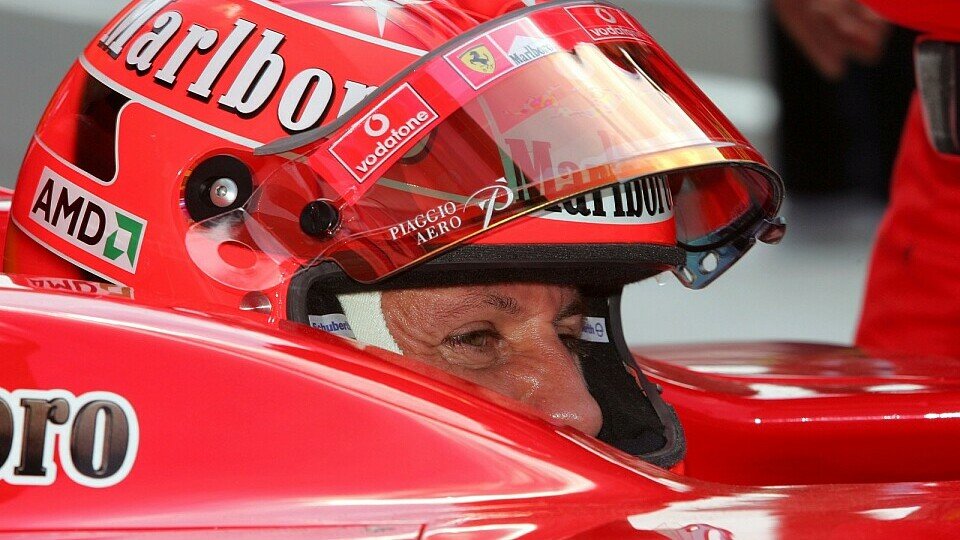 Schumacher musste in der 2. Session zusehen., Foto: Sutton