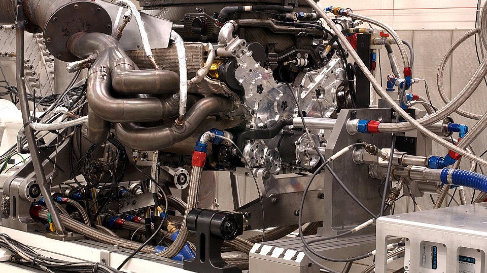 Ein Cosworth-Aggregat auf dem Prüfstand., Foto: Sutton