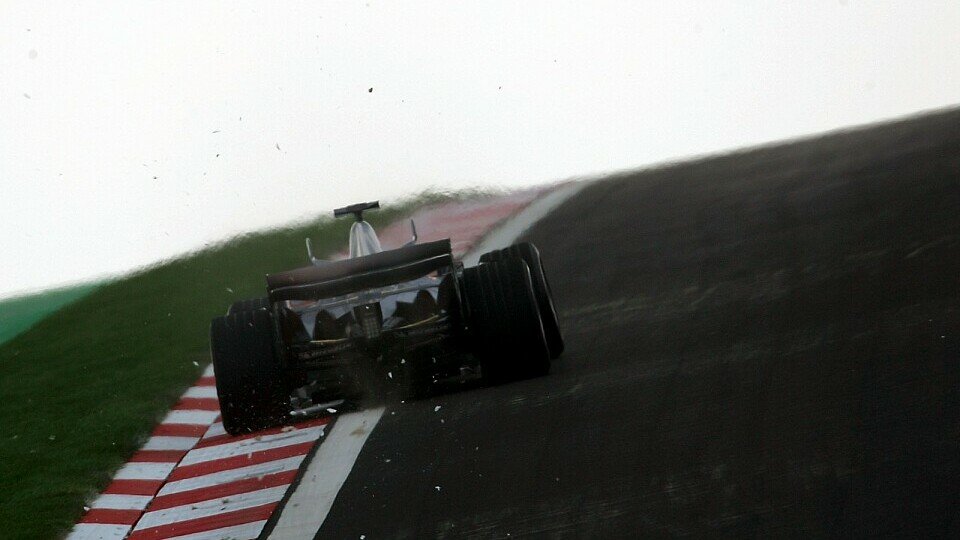 Die Bosporus-Achterbahn feierte ein umjubeltes Debüt., Foto: Sutton