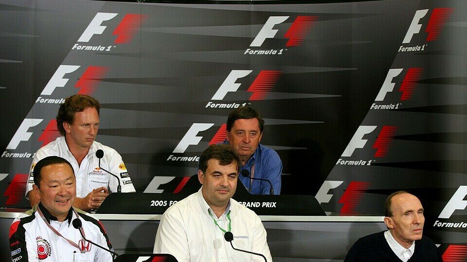 Fünf Entscheidungsträger stehen Rede und Antwort., Foto: Sutton