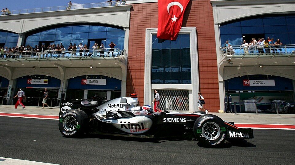 Kimi Räikkönen hat nur ein Ziel: 26 minus x., Foto: Sutton Kimi Räikkönen hat nur ein Ziel: 26 minus x., Foto: Sutton