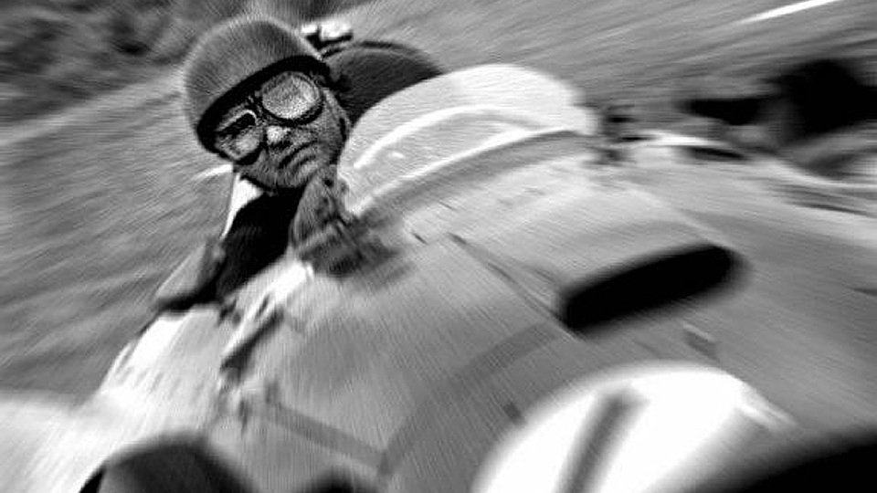 Mit vollem Einsatz - Juan Manuel Fangio war der dominierende Fahrer in den Gründerjahren der Formel 1, Foto: Sutton