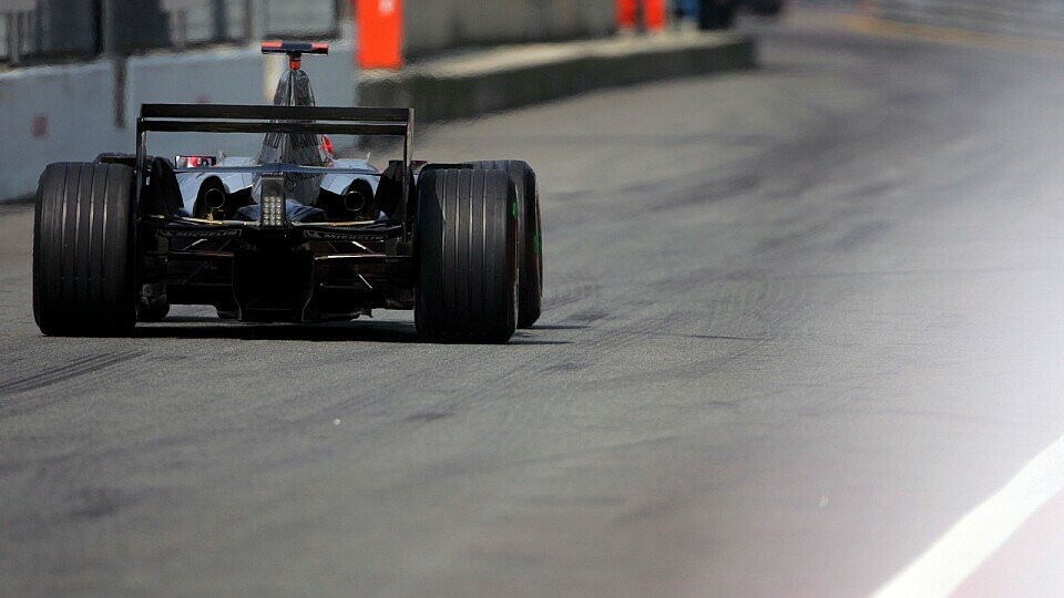 Ab 2007 vier McLaren in der Boxengasse?, Foto: Sutton