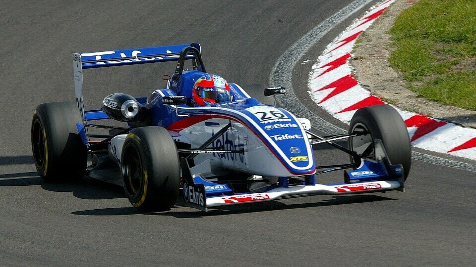 Van der Garde sicherte sich seine erste Pole Position., Foto: Sutton Van der Garde sicherte sich seine erste Pole Position., Foto: Sutton