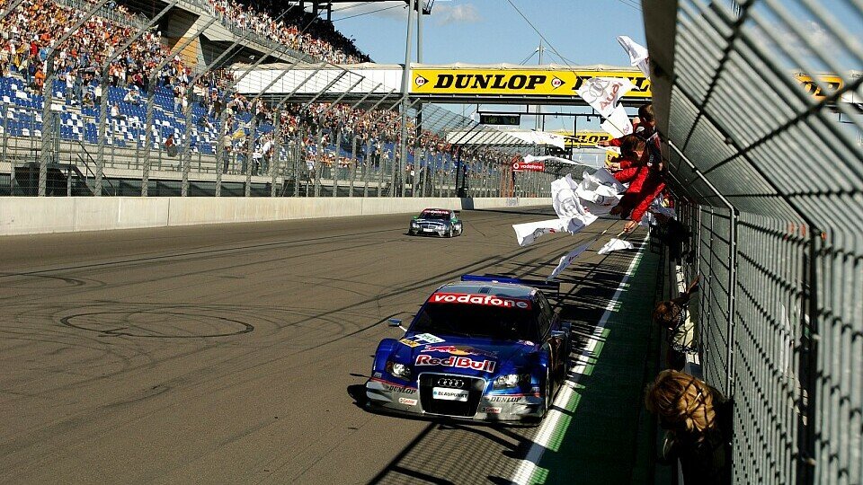 Mattias Ekström überquerte als Erster die Ziellinie, Foto: Sutton