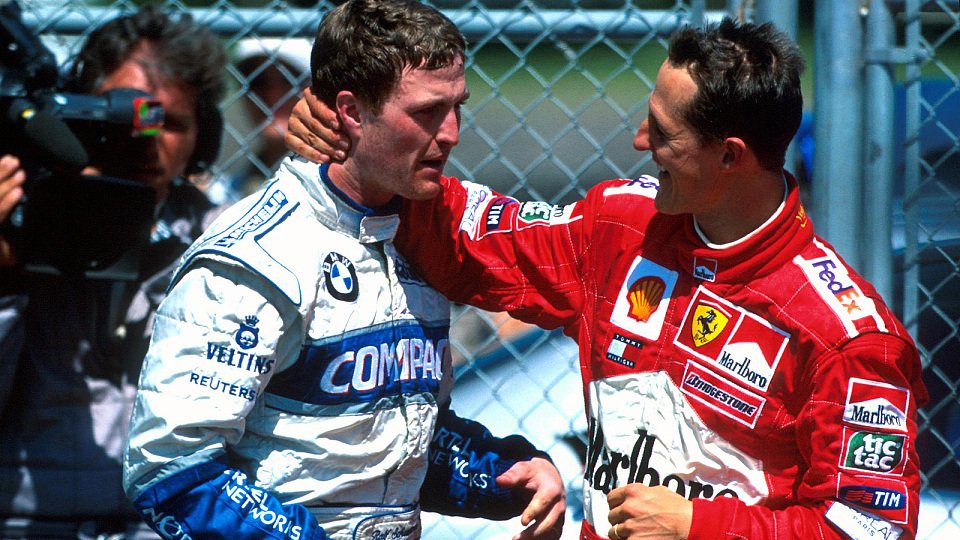 Die Gebrüder Schumacher haben 2001 in Kanada Grund zum Feiern