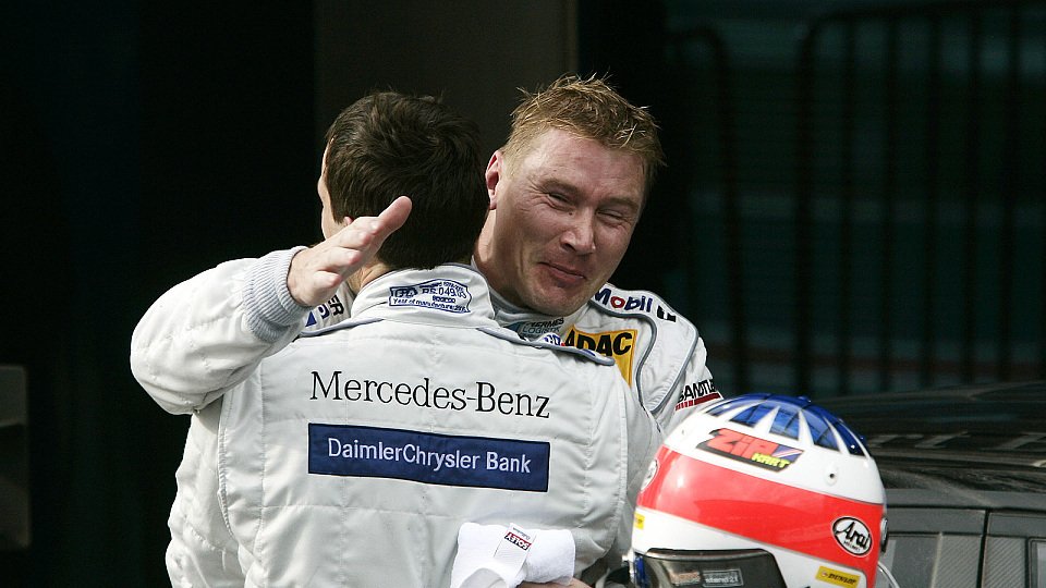 Gary Paffett und Mika Häkkinen durften sich über die Plätze eins und zwei freuen., Foto: DTM