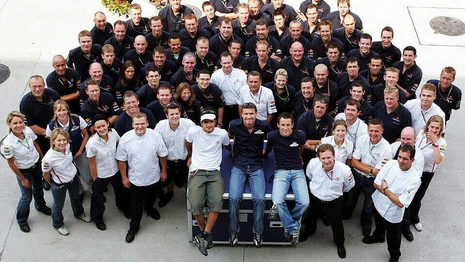 Red Bull Racing 2005., Foto: Sutton