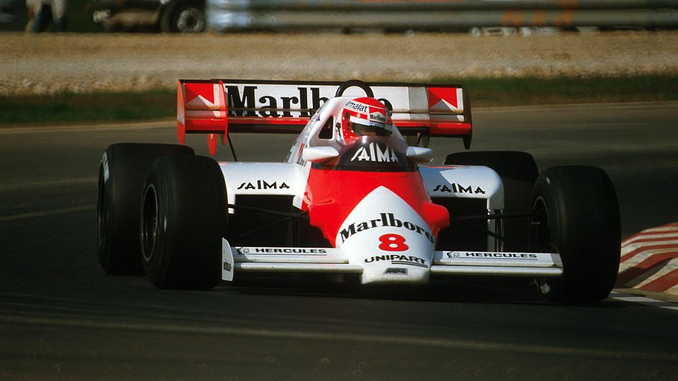Niki Lauda wurde 1984 Weltmeister im McLaren mit TAG-Porsche-Motor., Foto: Sutton