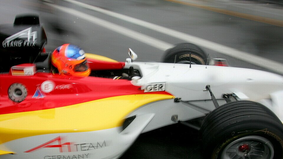 Adrian Sutil fährt sein 2. Rennwochenende in der A1GP Serie., Foto: Sutton Adrian Sutil fährt sein 2. Rennwochenende in der A1GP Serie., Foto: Sutton