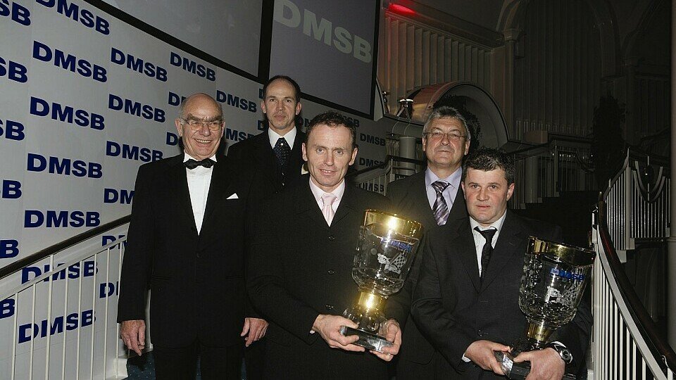 Robert Barth und Gerd Riss mit DMSB-Pokal 2005 geehrt, Foto: DMSB