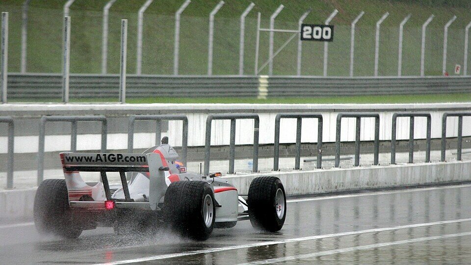 Neel Jani konnte selbst ein Sturm nicht aufhalten., Foto: Sutton Neel Jani konnte selbst ein Sturm nicht aufhalten., Foto: Sutton
