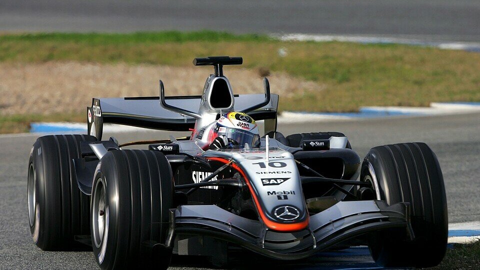 Juan Pablo fährt heute erstmals mit dem neuen MP4-21., Foto: Sutton