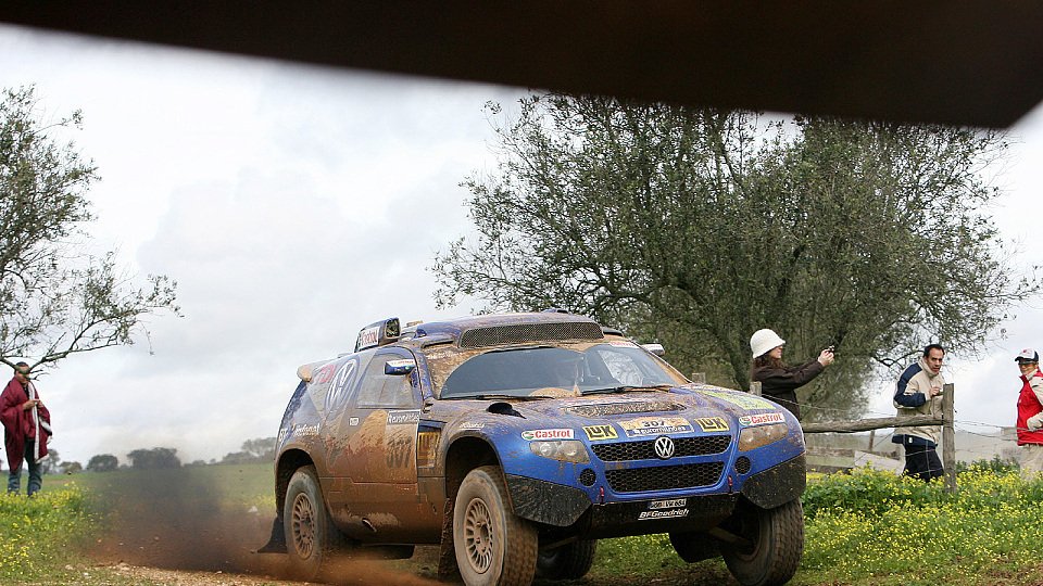 VW legte bei der Rallye Dakar einen guten Start hin., Foto: VW Motorsport