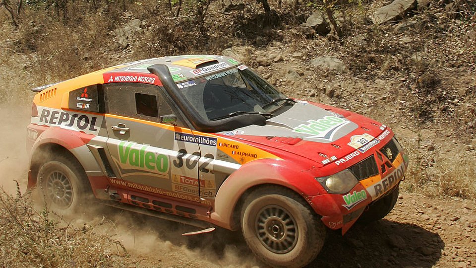 Alphand könnte morgen die Rallye Dakar gewinnen., Foto: Mitsubishi