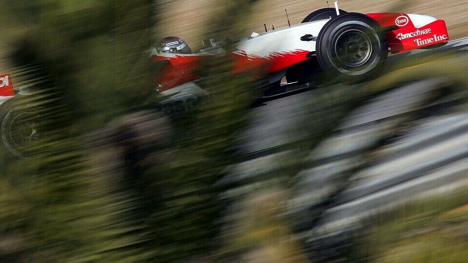 Ein Toyota im Dschungel?, Foto: Sutton