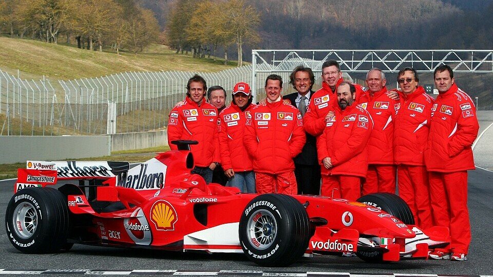 Byrne bleibt bei Ferrari, Foto: Sutton