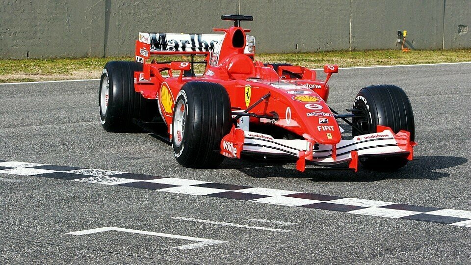 Die neue Liebe der italienischen Presse: Der 248 F1., Foto: Sutton Die neue Liebe der italienischen Presse: Der 248 F1., Foto: Sutton