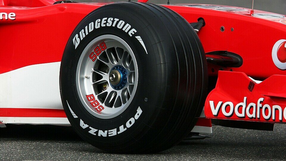 Die Daten der Ferrari Reifentests bekommen auch die anderen zu sehen., Foto: Sutton