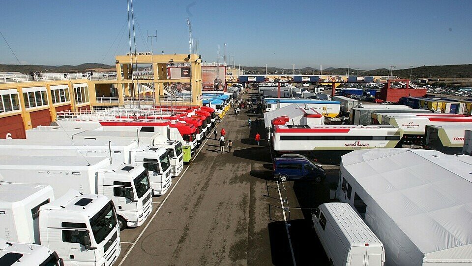 Zwischen Stars & Technik, Foto: Sutton