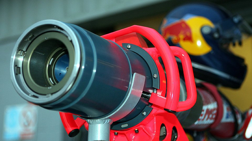 Schon 2008 wird dem F1-Benzin Biosprit beigemengt., Foto: Red Bull Racing