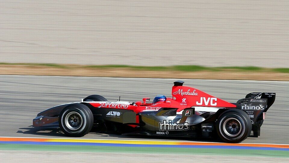 Markus Winkelhock im EJ15B von MF1-Toyota., Foto: Sutton Markus Winkelhock im EJ15B von MF1-Toyota., Foto: Sutton