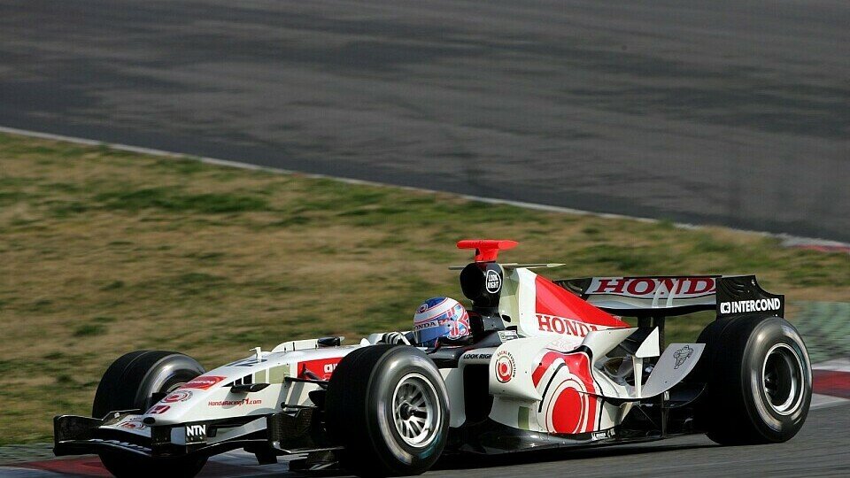 Jenson peilt seinen ersten, zweiten und dritten Sieg an., Foto: Sutton