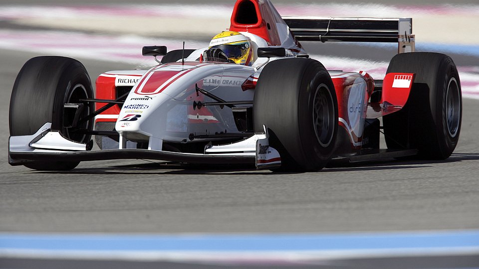 Lewis Hamilton ist auch in der GP2 nur schwer zu bremsen., Foto: GP2 Lewis Hamilton ist auch in der GP2 nur schwer zu bremsen., Foto: GP2