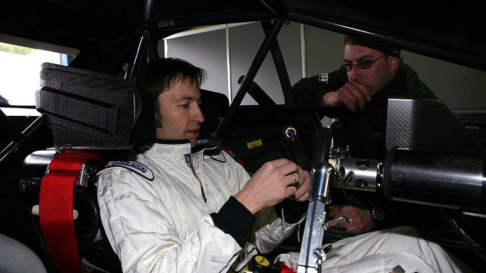 Heinz-Harald nahm erstmals im Audi Platz., Foto: Audi