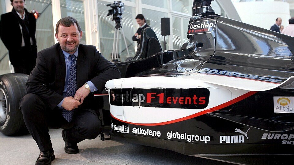 Paul Stoddart vermisst die F1., Foto: Sutton
