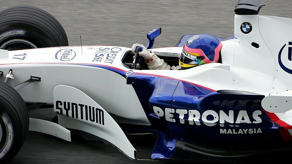 Jacques Villeneuve will umsichtig an das Rennen herangehen., Foto: Sutton