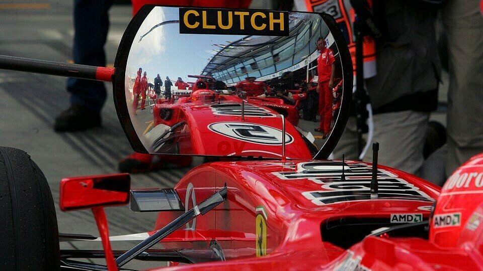 Welche Farbe wird Michael Schumacher wählen?, Foto: Sutton