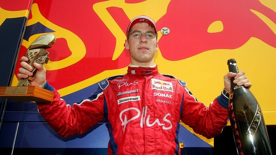 Ammermüller feierte seinen ersten GP2-Sieg., Foto: Sutton Ammermüller feierte seinen ersten GP2-Sieg., Foto: Sutton