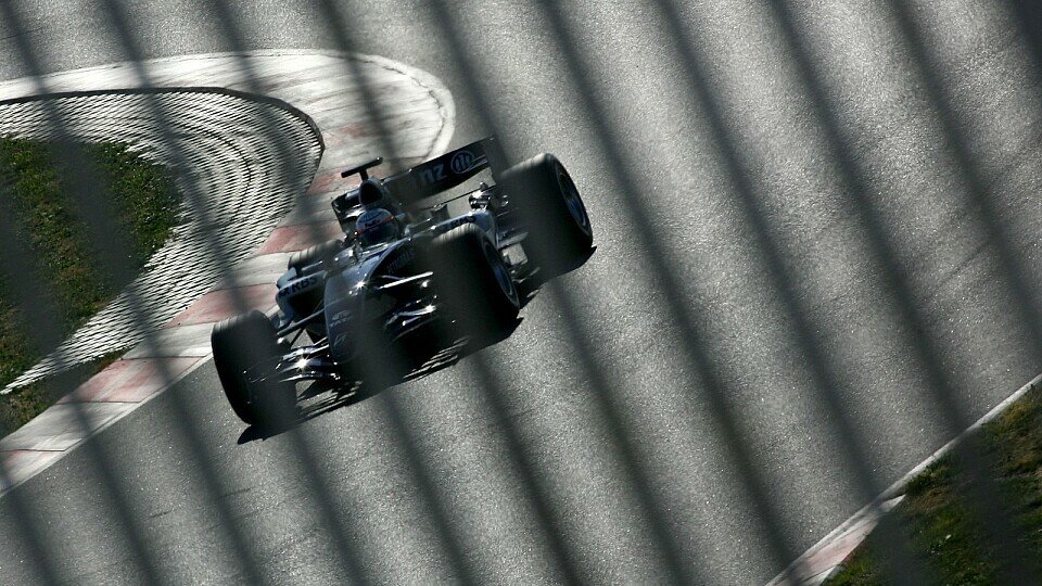 Keine rauchenden Autos mehr bei Williams, Foto: Sutton