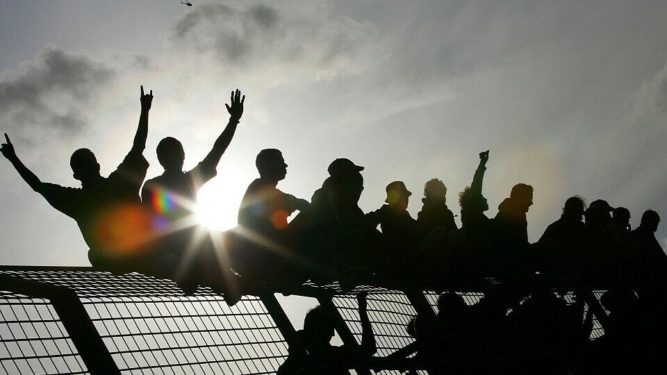 Hilfe, die Deutschen kommen!, Foto: Sutton Hilfe, die Deutschen kommen!, Foto: Sutton