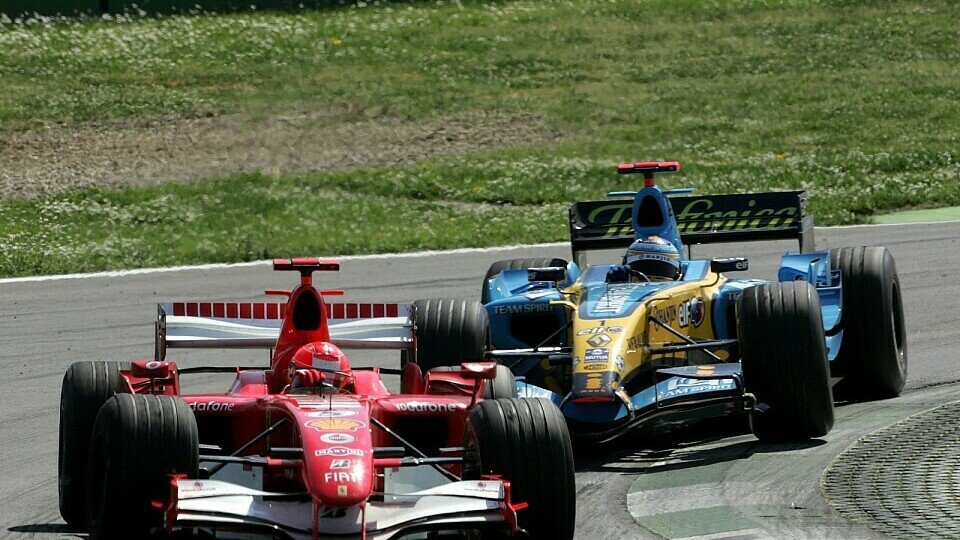 Michael Schumacher hielt Alonso hinter sich., Foto: Sutton