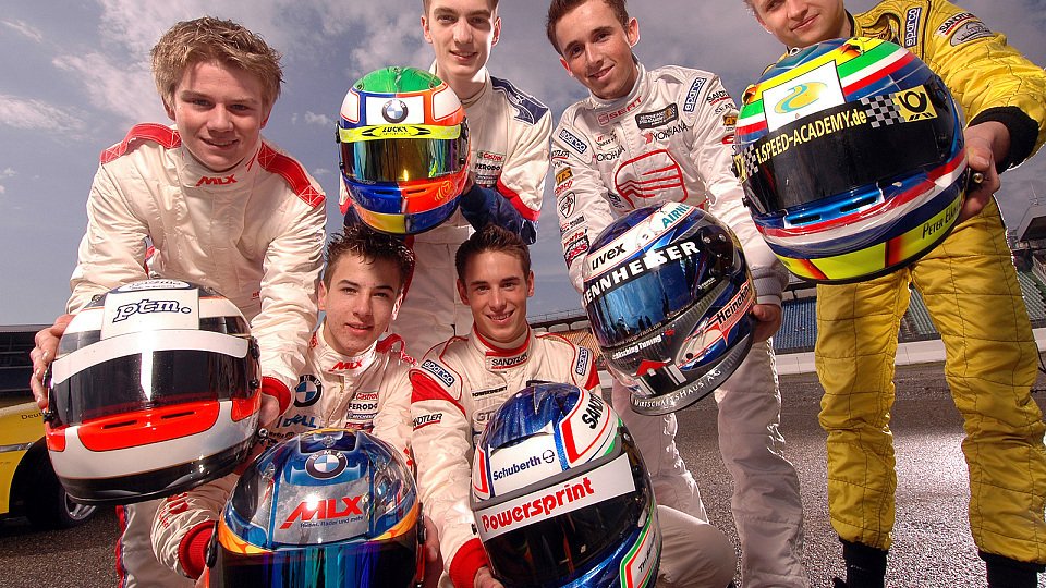 Sechs Helme für ein Halleluja., Foto: Speed Academy Sechs Helme für ein Halleluja., Foto: Speed Academy