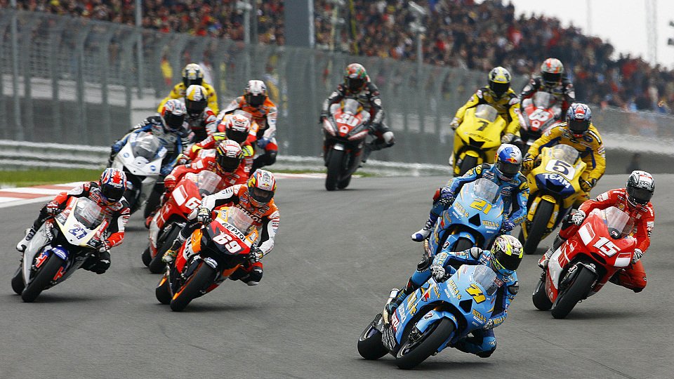 Das MotoGP-Feld soll 2012 wieder größer werden. Bislang sind sechs neue Teams vorläufig bestätigt., Foto: Suzuki