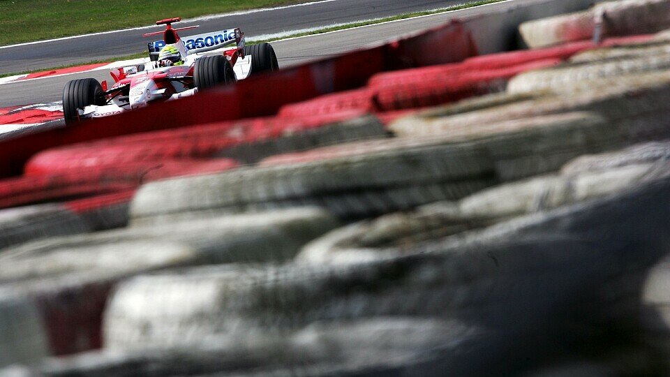Ralf Schumacher hofft noch auf Punkte, Foto: Sutton