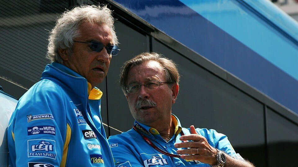 Bleibt Briatore Renault erhalten?, Foto: Sutton Bleibt Briatore Renault erhalten?, Foto: Sutton