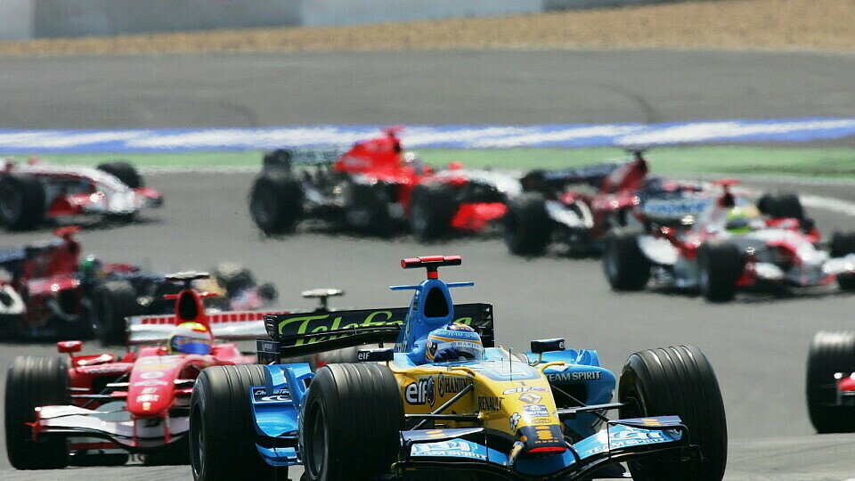 Alonso denkt schon an sein Heimrennen., Foto: Sutton