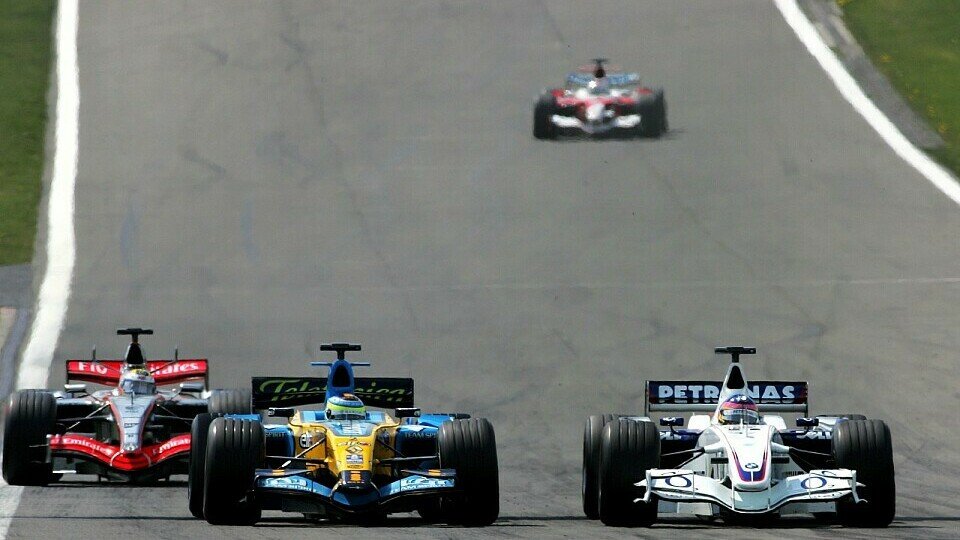 Villeneuve lieferte sich einen guten Kampf mit Fisichella., Foto: Sutton