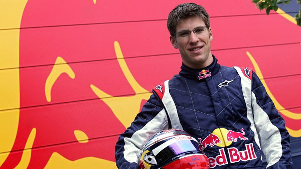 Freude bei Michael: Ammermüller darf in Jerez testen., Foto: Red Bull/GEPA