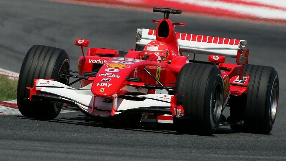 Michael Schumacher überraschte mit einem neuen Rundenrekord., Foto: Sutton