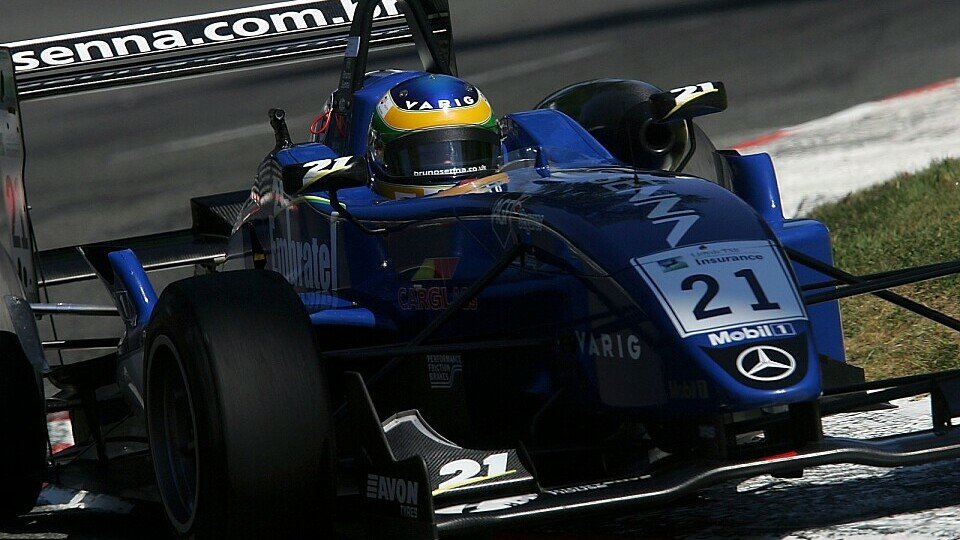 Senna in Action., Foto: Sutton Senna in Action., Foto: Sutton