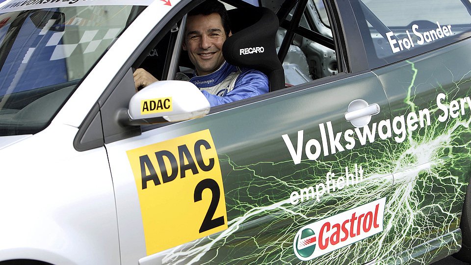 Neue Rolle: Rennfahrer., Foto: VW Motorsport Neue Rolle: Rennfahrer., Foto: VW Motorsport