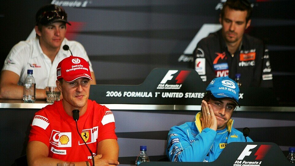 Fernando Alonso berichtet wie intensiv sein Duell mit Michael Schumacher wirklich war, Foto: Sutton