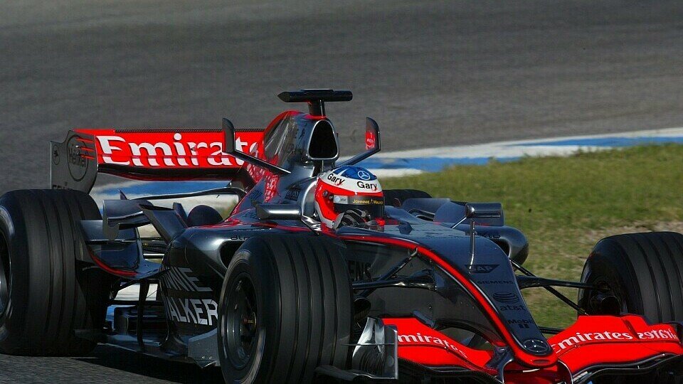 Mit neuen Teilen zum Sieg? McLaren spricht weiter davon..., Foto: Sutton